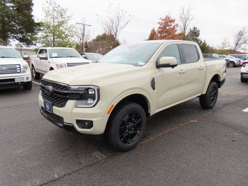 New 2025 Ford Ranger Lariat w/ FX4 Off-Road Package image 2