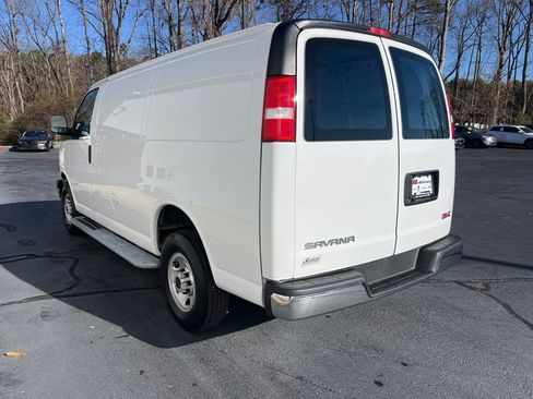 Used 2023 GMC Savana 2500 w/ Driver Convenience Package RWD image 10