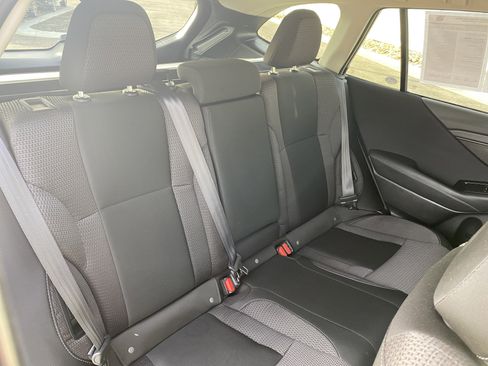 Used 2025 Subaru Outback Premium image 20