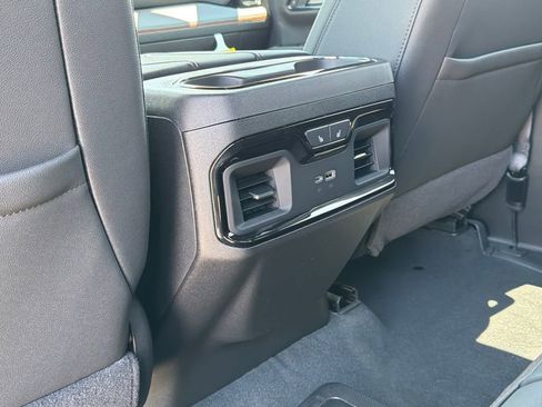 New 2026 GMC Sierra 2500 AT4 w/ AT4 Premium Plus Package AWD/4WD image 14