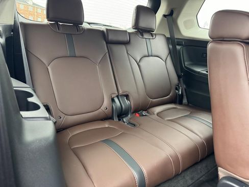 Certified 2025 Honda Pilot Elite image 10