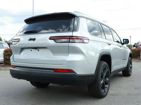 New 2026 Jeep Grand Cherokee L Limited RWD image 6