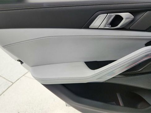 Used 2026 BMW X6 M60i image 32