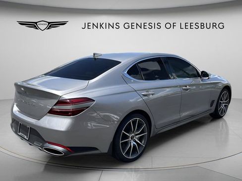 Used 2025 Genesis G70 2.5T RWD image 3