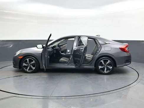Used 2017 Honda Civic Touring image 36
