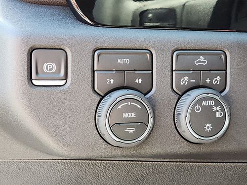 New 2026 Chevrolet Silverado 1500 LT w/ All Star Edition Plus image 11