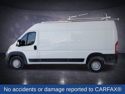 Used 2024 RAM ProMaster 2500 w/ Convenience Group FWD image 2