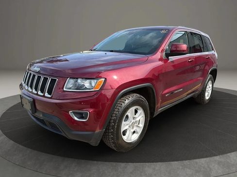 Used 2016 Jeep Grand Cherokee Laredo w/ Quick Order Package 23E AWD/4WD image 1