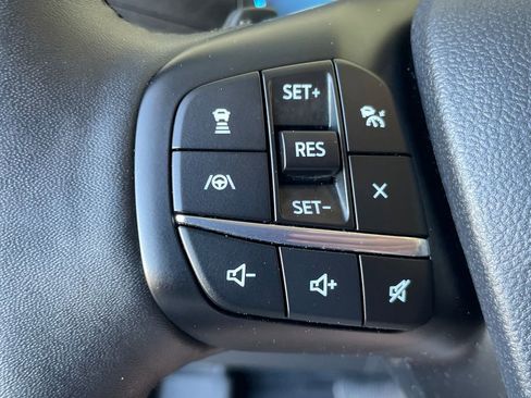 Used 2025 Ford Bronco Sport Badlands image 17