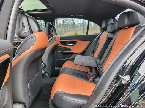 Used 2022 Mercedes-Benz C 300 4MATIC Sedan image 11