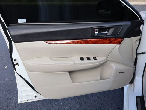 Used 2010 Subaru Legacy 2.5GT Limited image 23