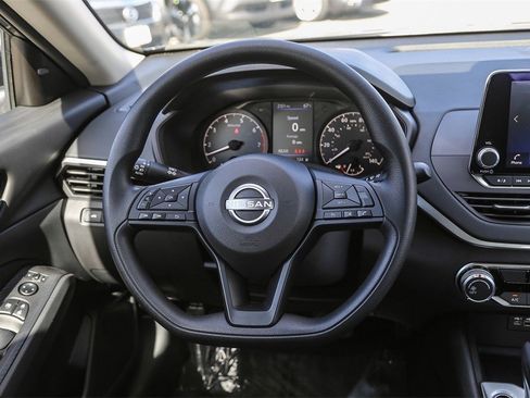 New 2025 Nissan Altima 2.5 S image 17