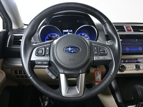 Used 2017 Subaru Outback 2.5i Premium AWD/4WD image 31