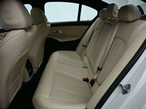 Used 2022 BMW 330i xDrive Sedan w/ Premium Package 2 image 12