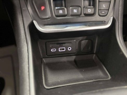 Used 2020 GMC Terrain SLT w/ Preferred Package FWD image 31