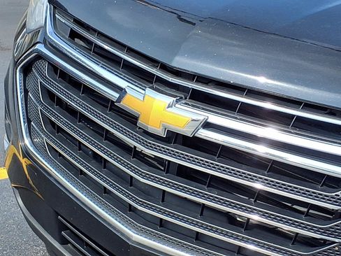 Used 2019 Chevrolet Traverse LT FWD image 33
