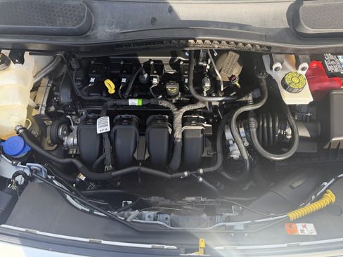 Used 2022 Ford Transit Connect XLT image 20