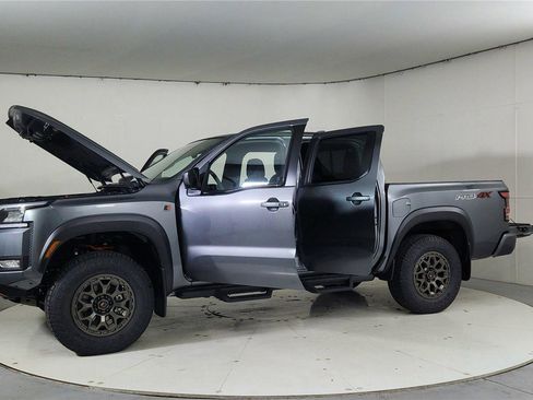 Certified 2026 Nissan Frontier PRO-4X w/ Pro-4x Convenience Package image 10