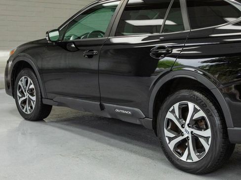 Used 2021 Subaru Outback Limited image 35