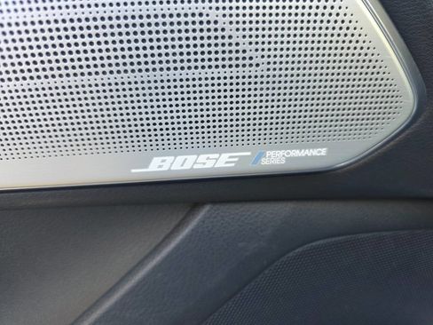 Used 2019 INFINITI Q60 3.0t Luxe w/ Essential Package image 11