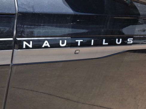 New 2026 Lincoln Nautilus Black Label w/ Jet Appearance Package AWD/4WD image 42