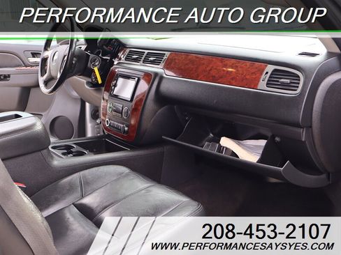 Used 2013 Chevrolet Tahoe LT w/ Luxury Package image 19