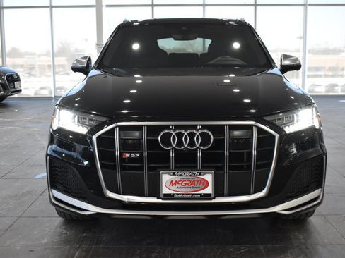 Used 2020 Audi SQ7 Premium Plus w/ Driver Assistance Package image 6