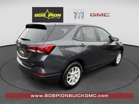 Certified 2022 Chevrolet Equinox LS w/ LS Convenience Package image 6