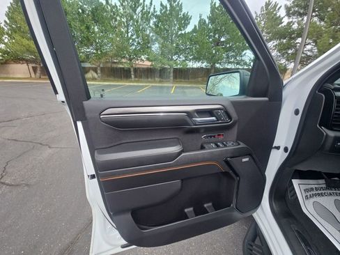 Used 2024 GMC Sierra 1500 AT4 AWD/4WD image 27