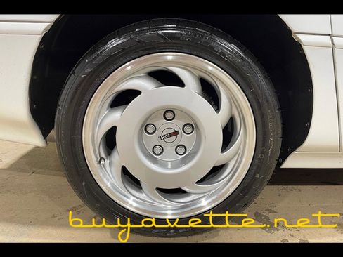 Used 1991 Chevrolet Corvette ZR1 image 13