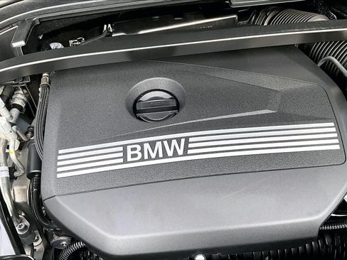 Certified 2025 BMW X2 xDrive28i w/ M Sport Package AWD/4WD image 34
