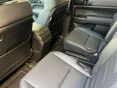 New 2026 Hyundai Santa Fe Calligraphy AWD/4WD image 11