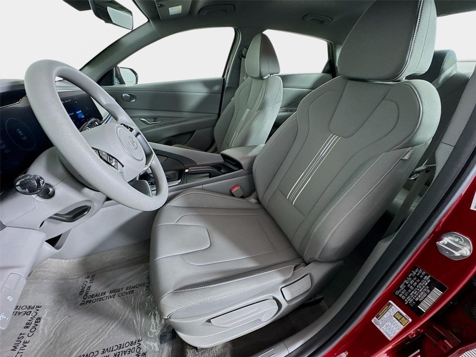Certified 2024 Hyundai Elantra SEL FWD image 11