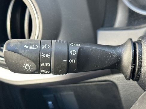 Used 2022 Toyota Tacoma SR5 image 35