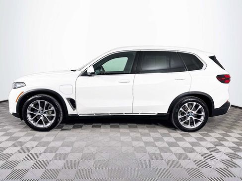 Used 2025 BMW X5 xDrive50e image 8