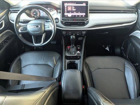 Used 2022 Jeep Compass Latitude w/ Sun and Sound Group image 16