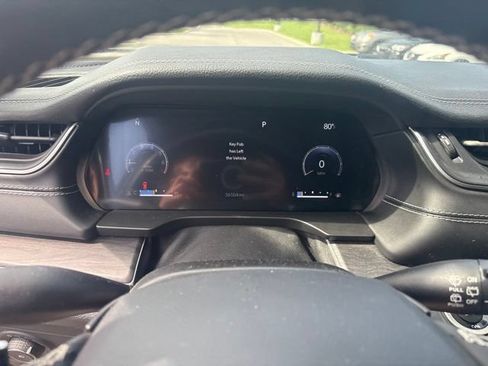Used 2022 Jeep Grand Cherokee Limited RWD image 36