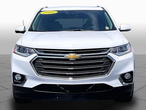 Used 2020 Chevrolet Traverse LT image 4