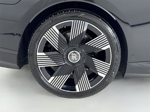 Used 2024 Rolls-Royce Spectre w/ Spectre Launch Package AWD/4WD image 36