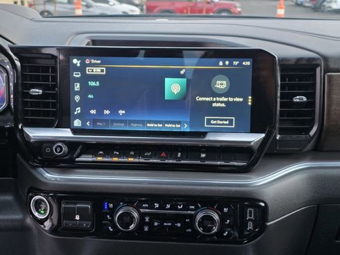 Used 2023 Chevrolet Silverado 1500 High Country w/ Technology Package image 29