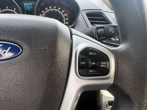 Used 2019 Ford Fiesta SE image 15