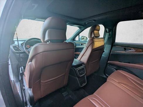 Used 2018 Lincoln MKX Reserve w/ Cargo Utility Package image 11