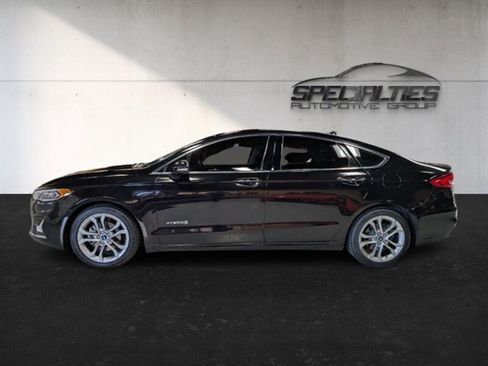 Used 2019 Ford Fusion Titanium image 7