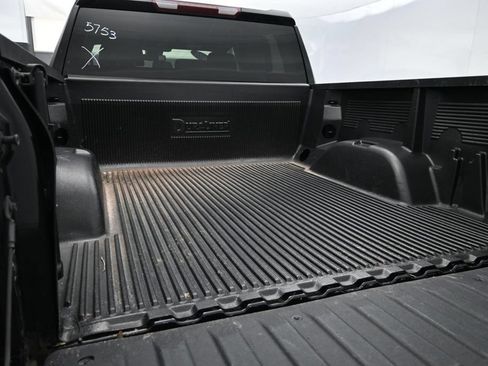 Used 2025 GMC Sierra 1500 SLT RWD image 15