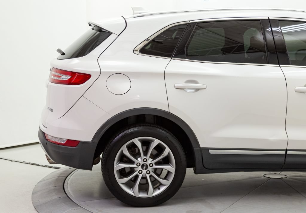 Used 2015 Lincoln MKC AWD w/ Equipment Group 101A Select image 18