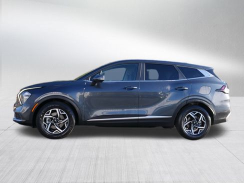 Used 2023 Kia Sportage LX image 6