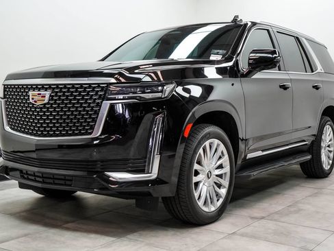 Used 2021 Cadillac Escalade Luxury RWD image 7