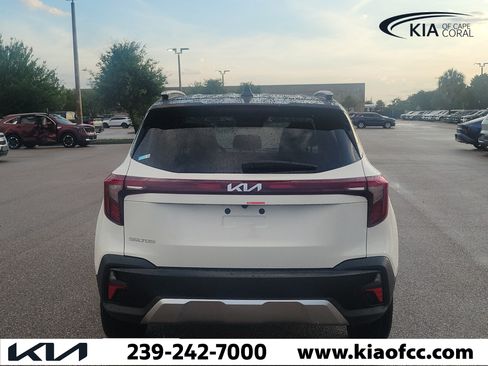 New 2026 Kia Seltos S FWD image 5