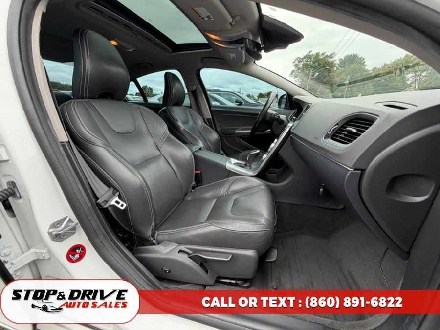 Used 2017 Volvo S60 T5 Dynamic AWD/4WD image 15