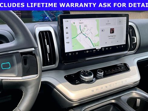 Used 2025 Ford Expedition Max Active AWD/4WD image 6